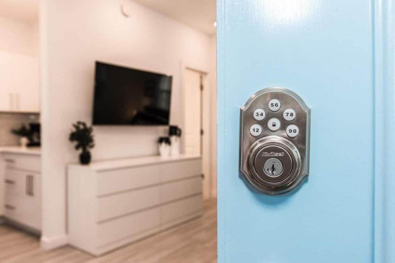 Apartment The At Old Mission Walking Distance To Downtown And Onsite Parking